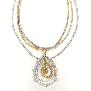 P01562 - 18-Karat Yellow and White Gold Diamond Pendant