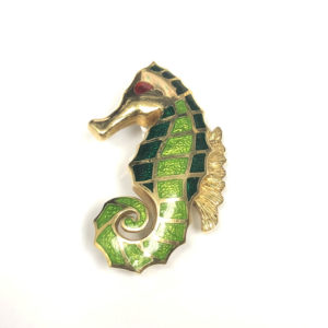 PIN01224 - 18-Karat Yellow Gold Enamel Seahorse Pin