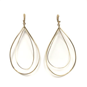 E04904-18-Karat Yellow Gold Diamond Earring