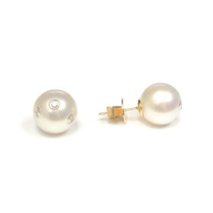 E04906-18-Karat Yellow Gold Pearl & Diamond Earring