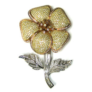 PIN01154-18-Karat Yellow Gold Diamond Flower Pin