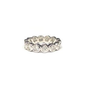 R03238-18-Karat White Gold Diamond Band
