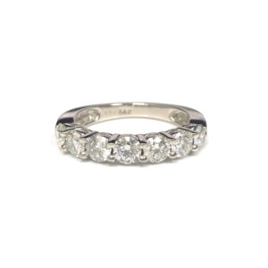 R03259-Platinum Seven Diamond Ring