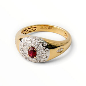 Ruby & Diamond Ring in 18kt Yellow Gold