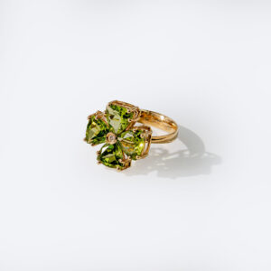 Peridot & Diamond Flower Ring in 18kt Yellow Gold