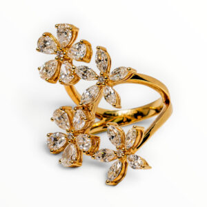 18kt Yellow Gold Diamond Floral Ring