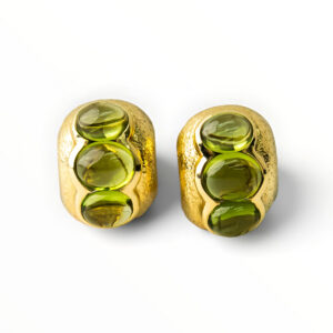 18kt Yellow Gold Peridot Earrings